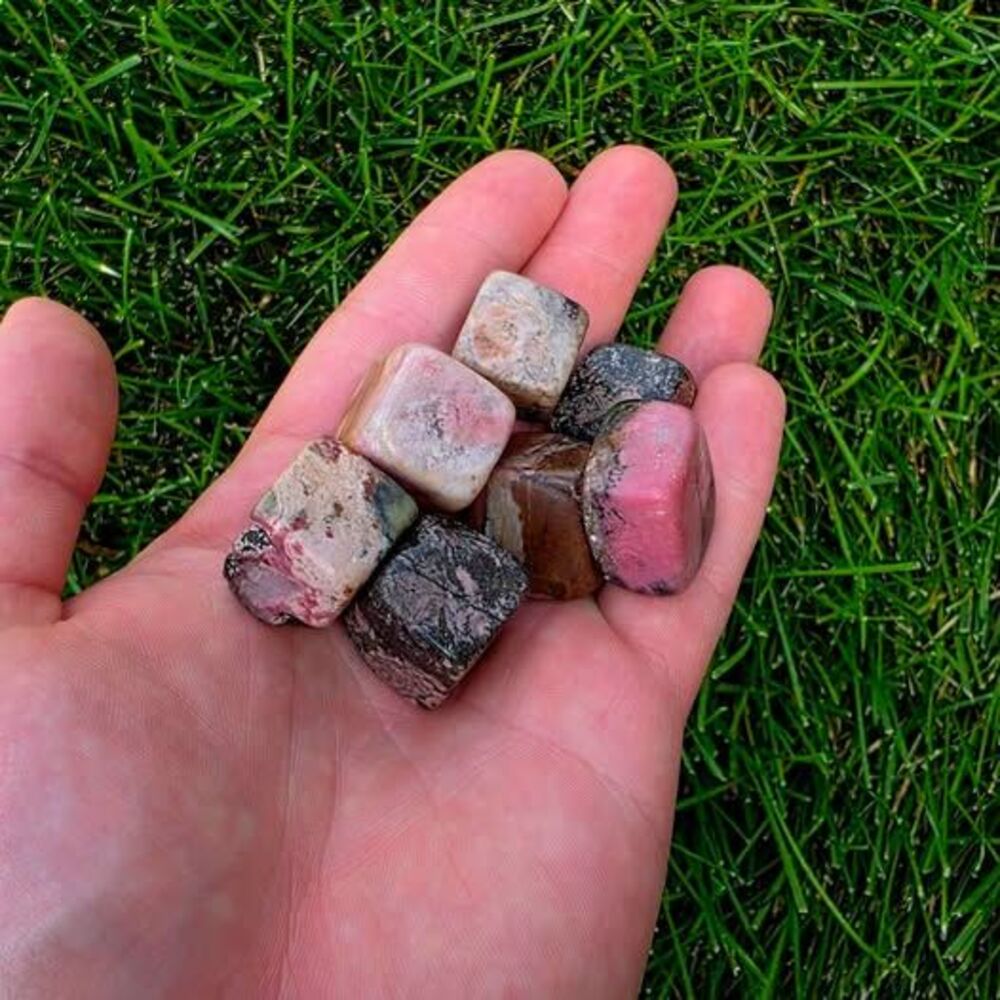 7 Polished Crystal Cube Set | Mixed Stone Decor - Picture 4 of 4